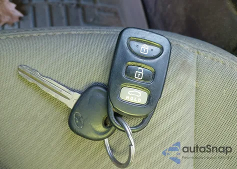 2013 Hyundai Elantra Gls from USA, damaged, VIN 5NPDH4AE3DH353689